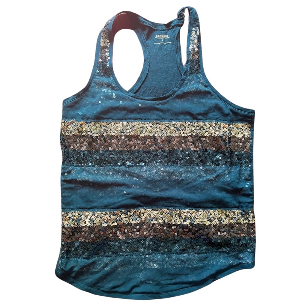 Sequenced tank top with racer back. Rounded front.